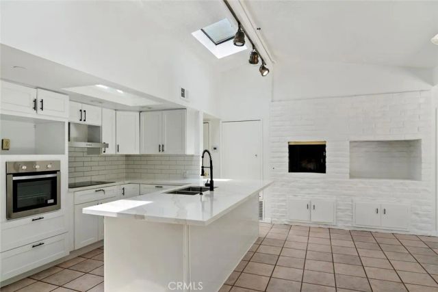 30 La Patera Court, Camarillo, CA 93010