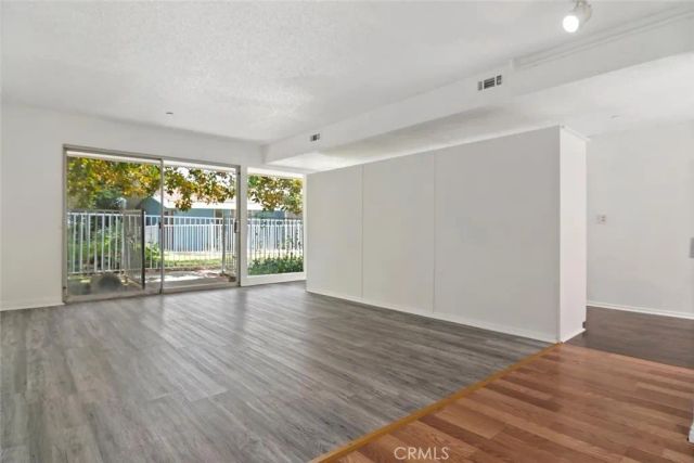 30 La Patera Court, Camarillo, CA 93010