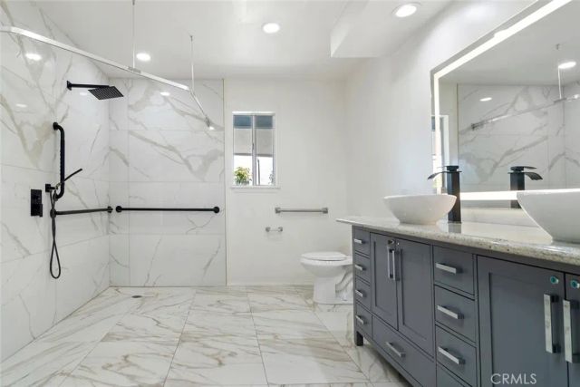 30 La Patera Court, Camarillo, CA 93010