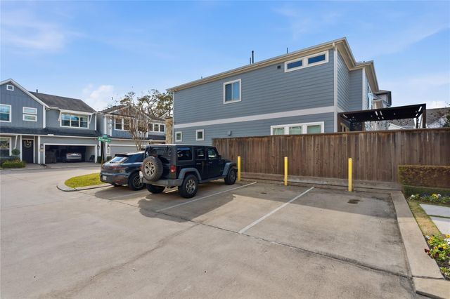 8715 Axlewood Lane, Houston, TX 77055