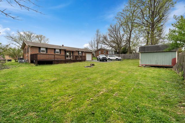 109 Cheryl Dr, Hendersonville, TN 37075