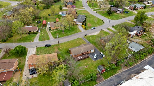 109 Cheryl Dr, Hendersonville, TN 37075