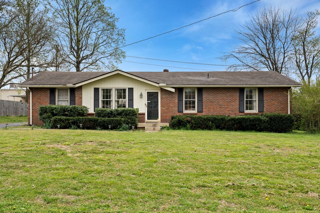 109 Cheryl Dr, Hendersonville, TN 37075