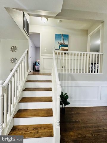 3911 SOUTHERN CROSS DR, Gwynn Oak, MD 21207