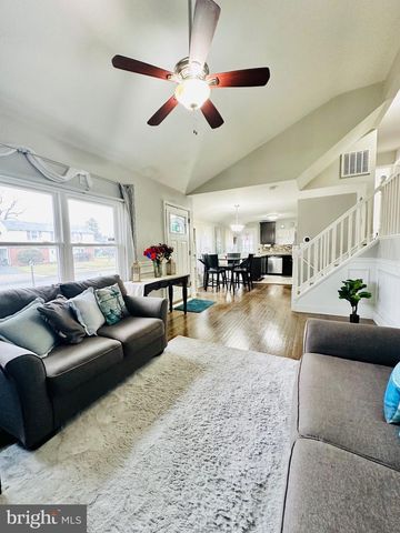 3911 SOUTHERN CROSS DR, Gwynn Oak, MD 21207