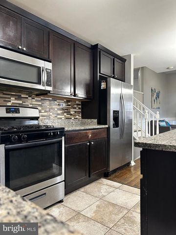 3911 SOUTHERN CROSS DR, Gwynn Oak, MD 21207