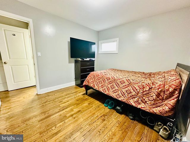 3911 SOUTHERN CROSS DR, Gwynn Oak, MD 21207