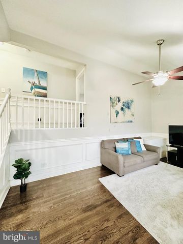 3911 SOUTHERN CROSS DR, Gwynn Oak, MD 21207