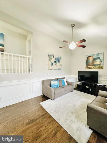 3911 SOUTHERN CROSS DR, Gwynn Oak, MD 21207