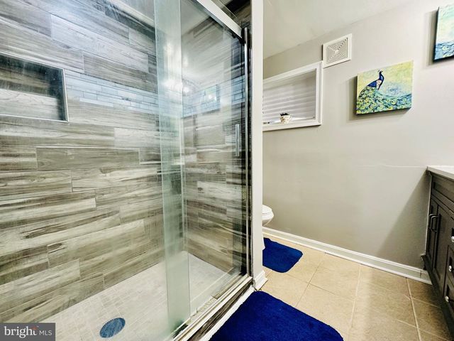 3911 SOUTHERN CROSS DR, Gwynn Oak, MD 21207