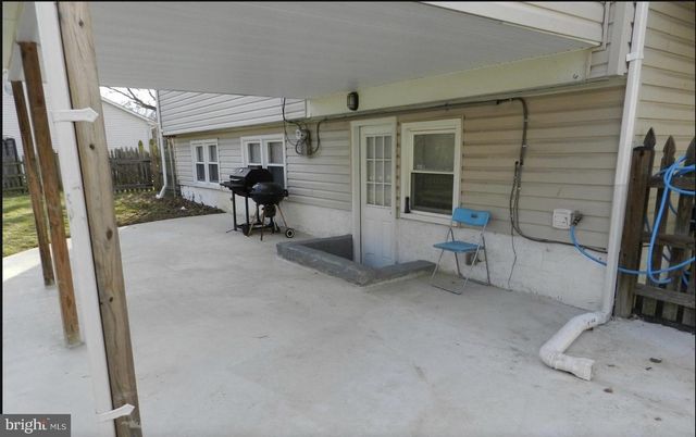 3911 SOUTHERN CROSS DR, Gwynn Oak, MD 21207