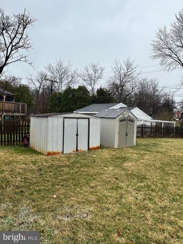 3911 SOUTHERN CROSS DR, Gwynn Oak, MD 21207