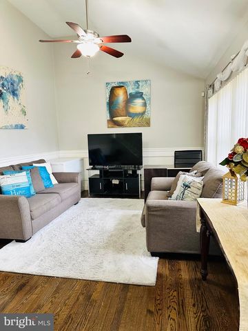 3911 SOUTHERN CROSS DR, Gwynn Oak, MD 21207