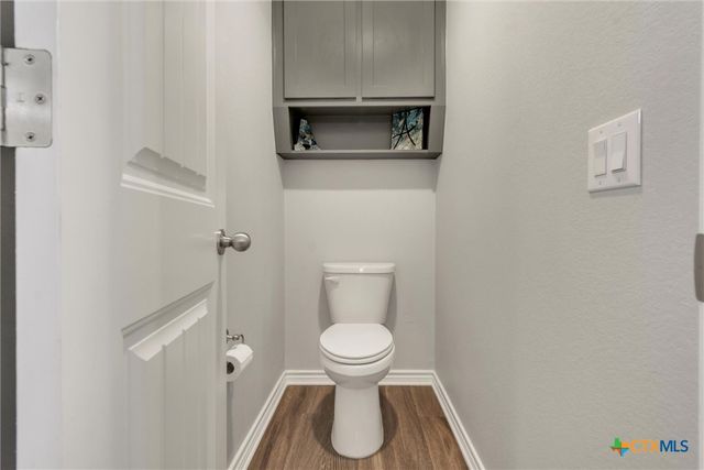 145 Elmer Avenue, Burnet, TX 78611