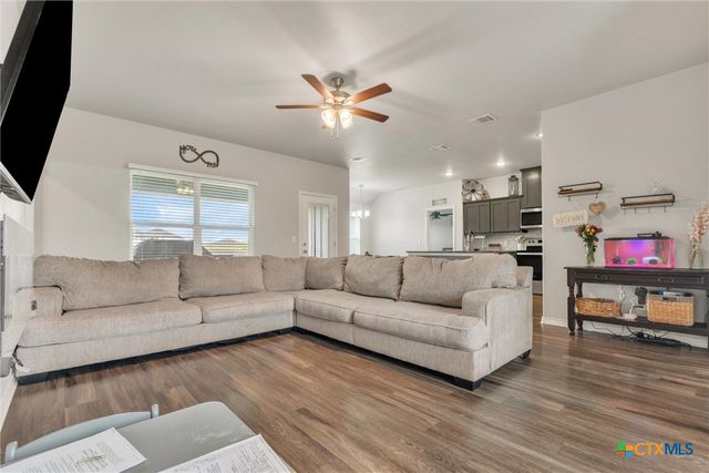145 Elmer Avenue, Burnet, TX 78611