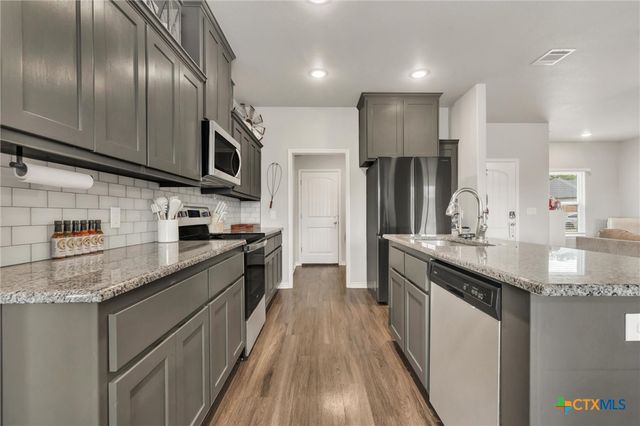 145 Elmer Avenue, Burnet, TX 78611