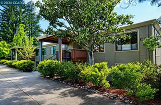 1524 Golden Rain Rd 7, Walnut Creek, CA 94595