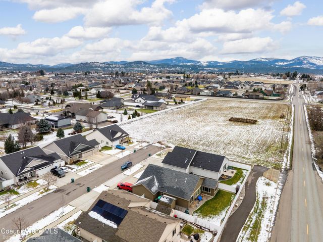 3373 N Coleman St, Post Falls, ID 83854