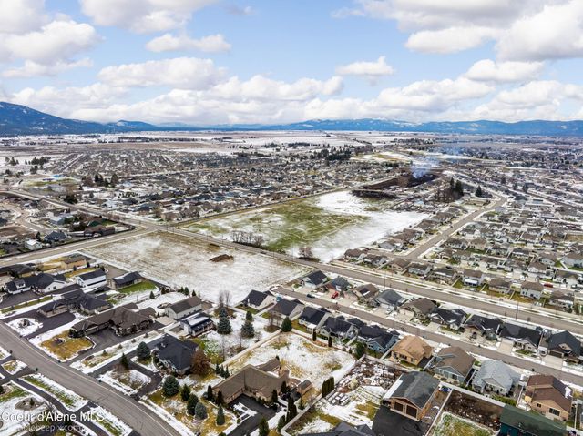 3373 N Coleman St, Post Falls, ID 83854