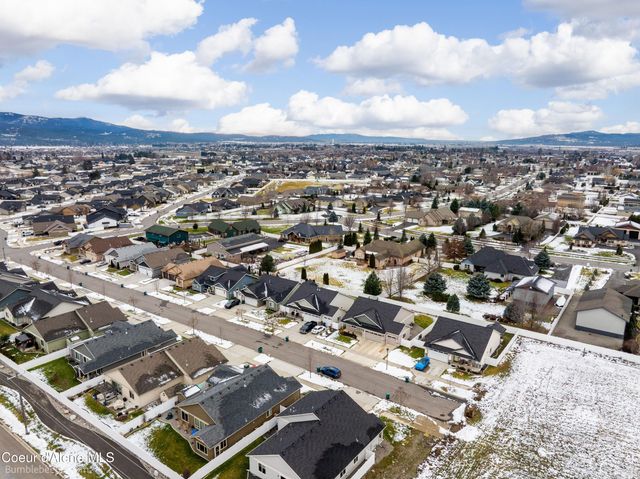 3373 N Coleman St, Post Falls, ID 83854