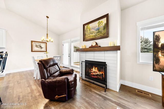 3373 N Coleman St, Post Falls, ID 83854