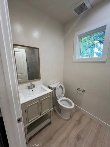1879 Verdugo Loma Drive A, Glendale, CA 91208