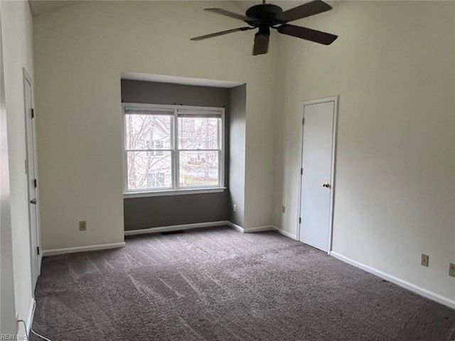 5 Salt Marsh Quay Apt H, Hampton, VA 23666