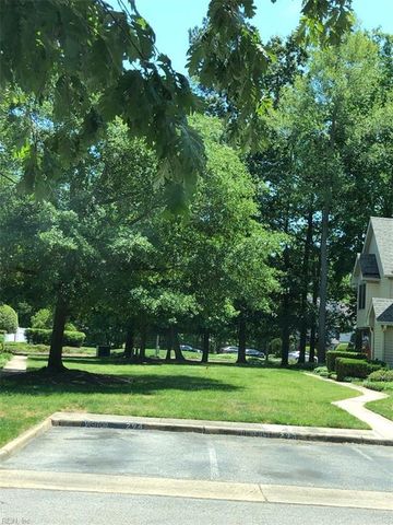 5 Salt Marsh Quay Apt H, Hampton, VA 23666