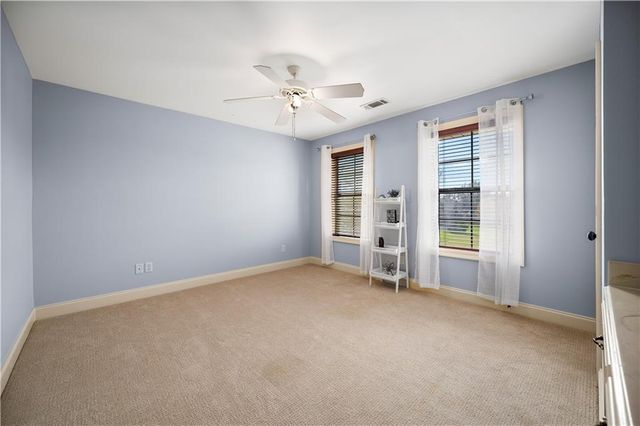 110 COLUMNS Drive, Alexandria, LA 71303