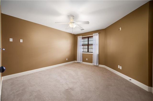 110 COLUMNS Drive, Alexandria, LA 71303