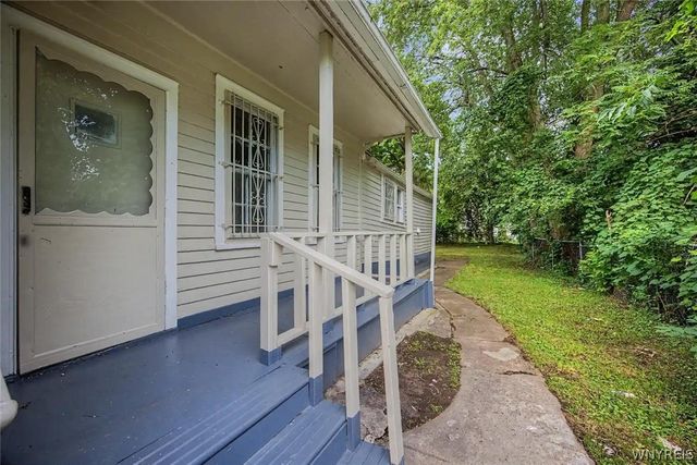 31 Pershing Avenue, Buffalo, NY 14211