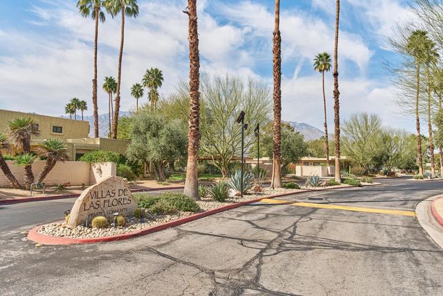 2420 Los Coyotes Drive, Palm Springs, CA 92264