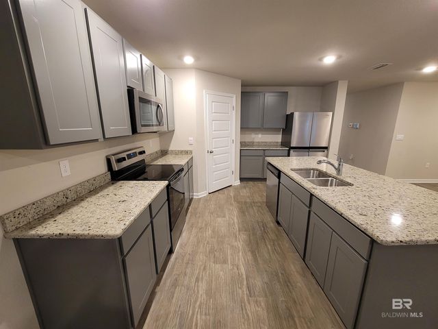 7041 Fuller Street, Gulf Shores, AL 36542