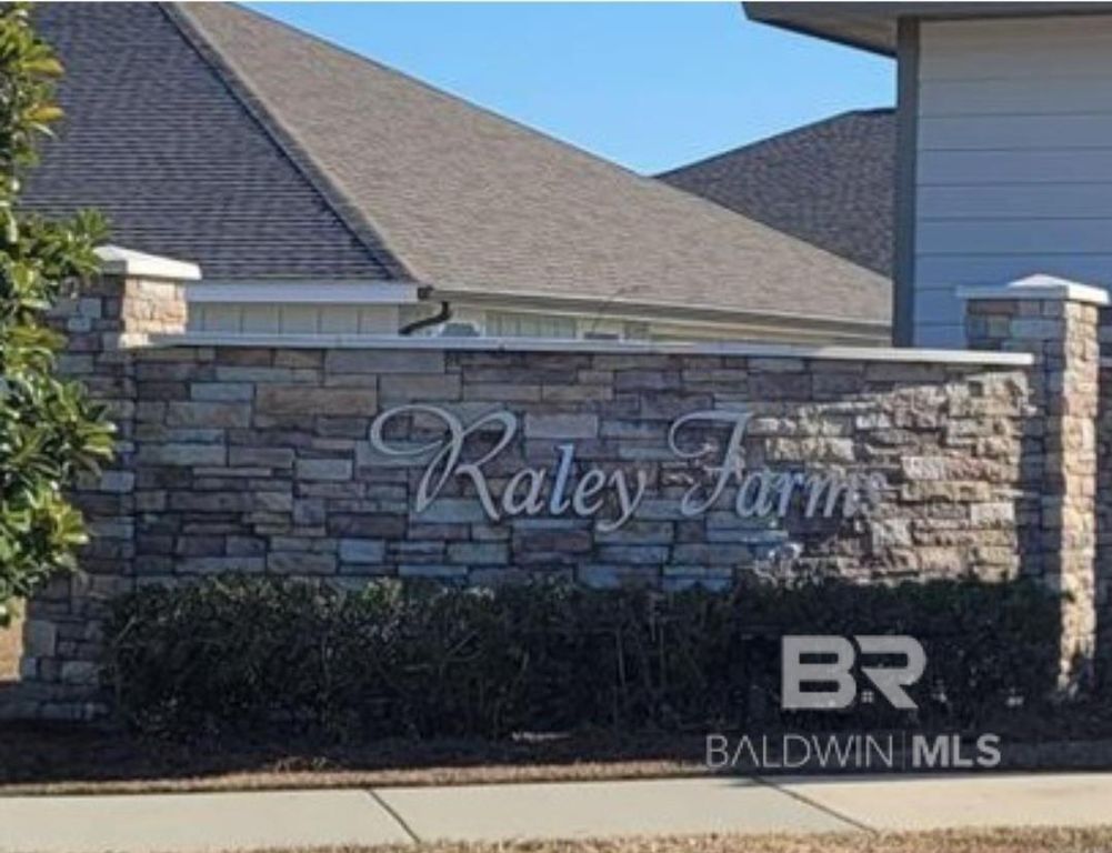 7041 Fuller Street, Gulf Shores, AL 36542