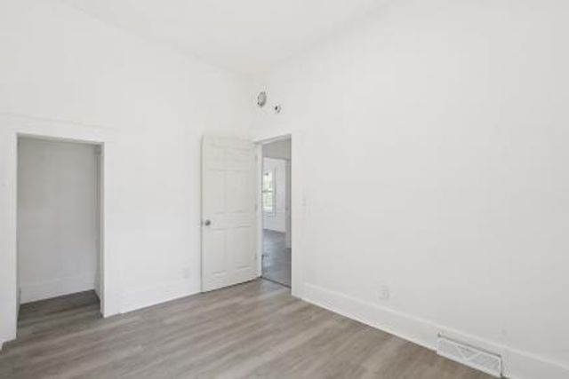 1101 w 6th Street, Davenport, IA 52802