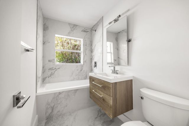 2648 NE 26 Place, Fort Lauderdale, FL 33306