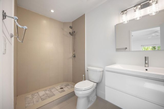 2648 NE 26 Place, Fort Lauderdale, FL 33306