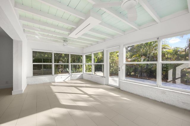 2648 NE 26 Place, Fort Lauderdale, FL 33306