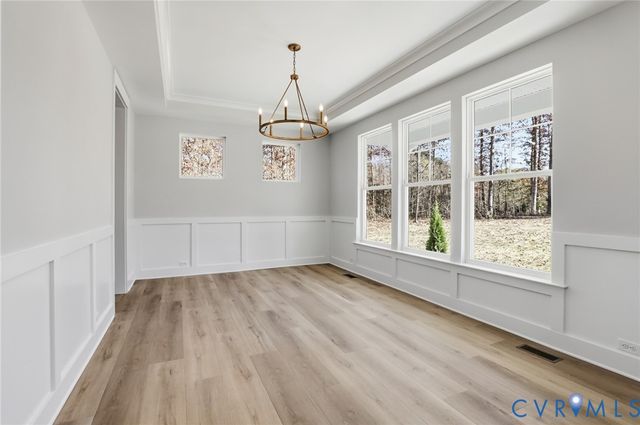 12420 Coalboro Rd, Chesterfield, VA 23838