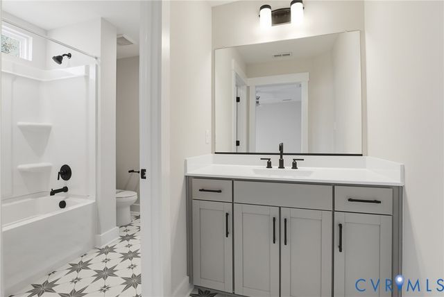 12420 Coalboro Rd, Chesterfield, VA 23838