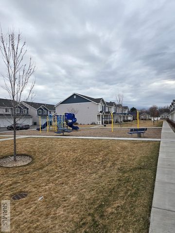 265 S Heath Lane, Idaho Falls, ID 83401