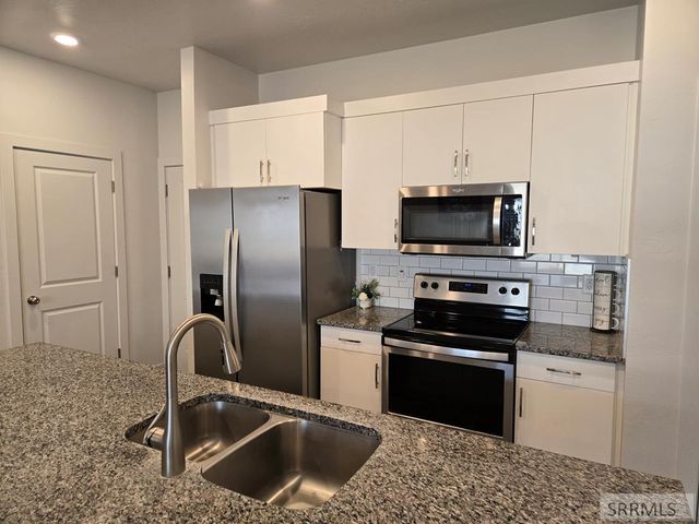 265 S Heath Lane, Idaho Falls, ID 83401