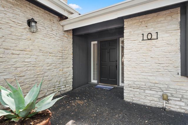 101 Explorer CV, Lakeway, TX 78734