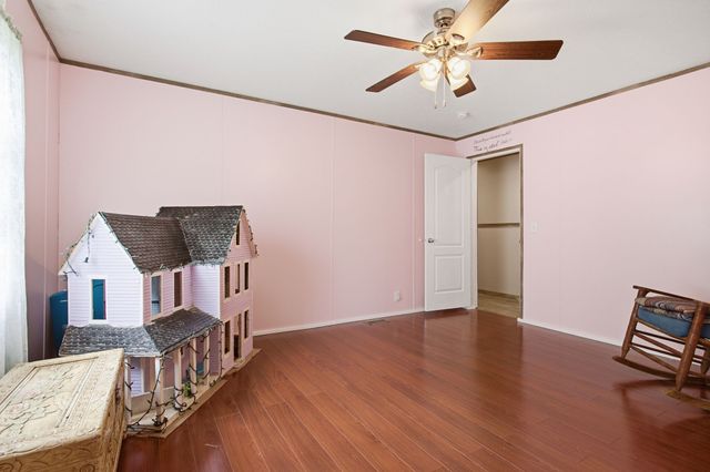 17627 Campbellsville Rd, Lynnville, TN 38472