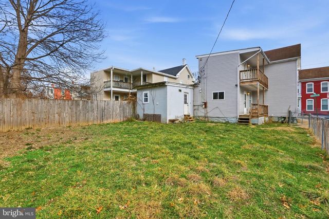 301 N MULBERRY ST, Hagerstown, MD 21740