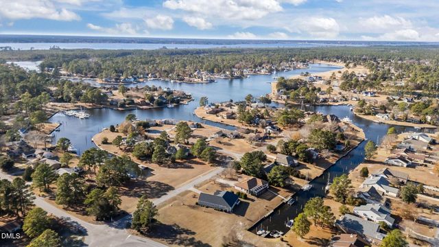 1218 Petite Terre Court, New Bern, NC 28560