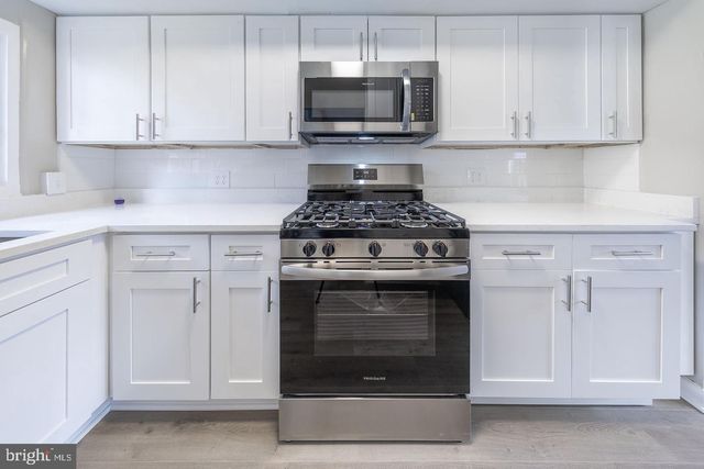 1604 PRESTON RD, Alexandria, VA 22302