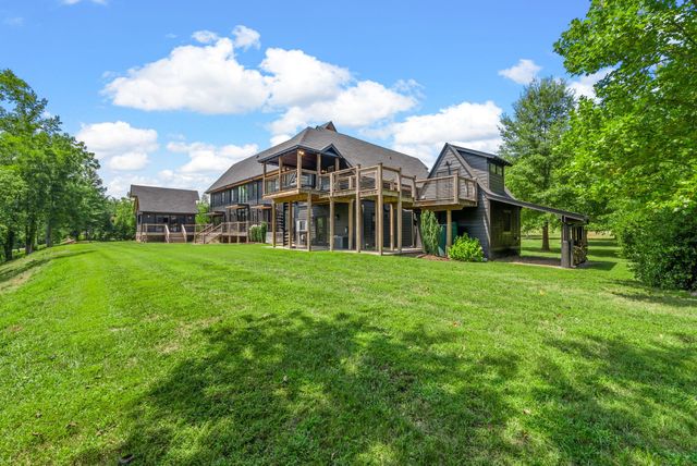 84 Judd Ln, Lancaster, TN 38569