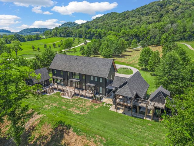 84 Judd Ln, Lancaster, TN 38569