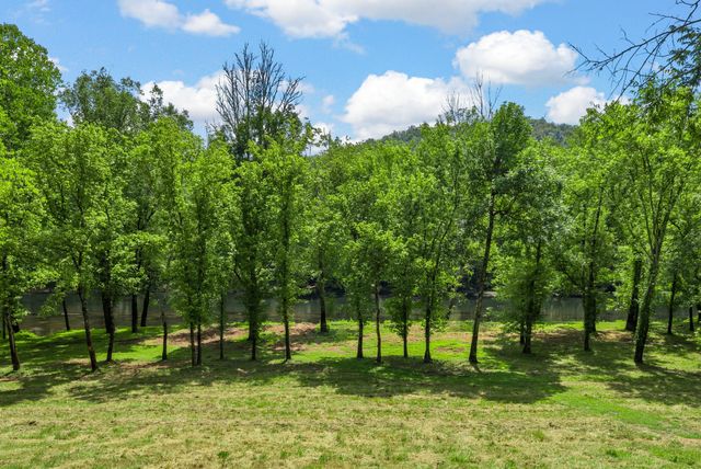 84 Judd Ln, Lancaster, TN 38569